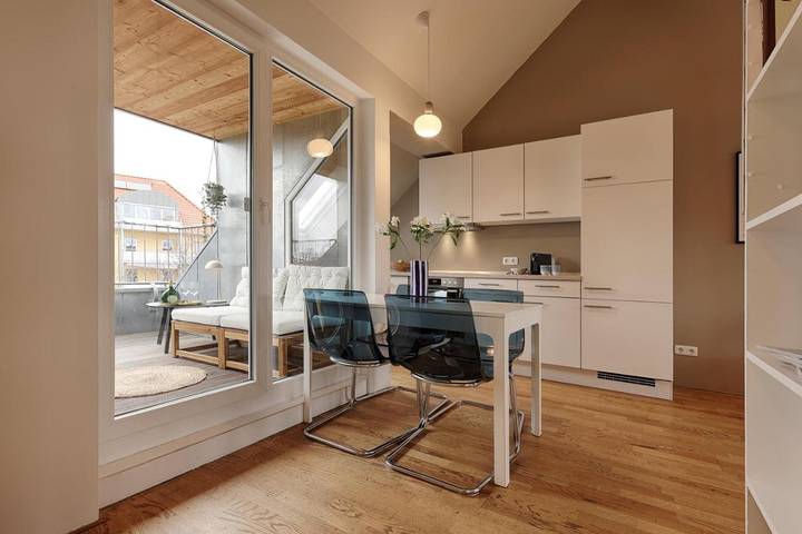 Ferienwohnung für 4 Personen, mit Balkon und Ausblick in Würzburg