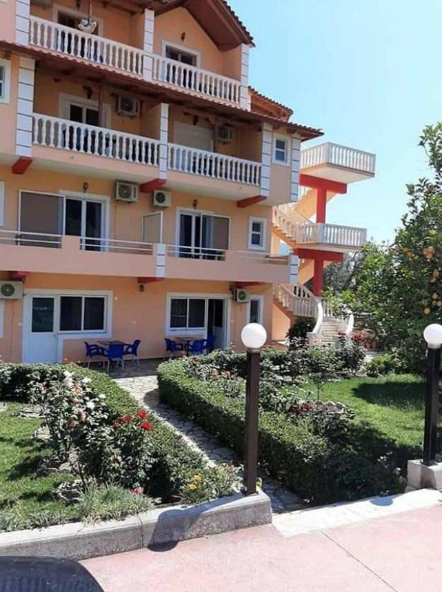 Hôtel pour 5 personnes, avec jardin et vue dans Borsh