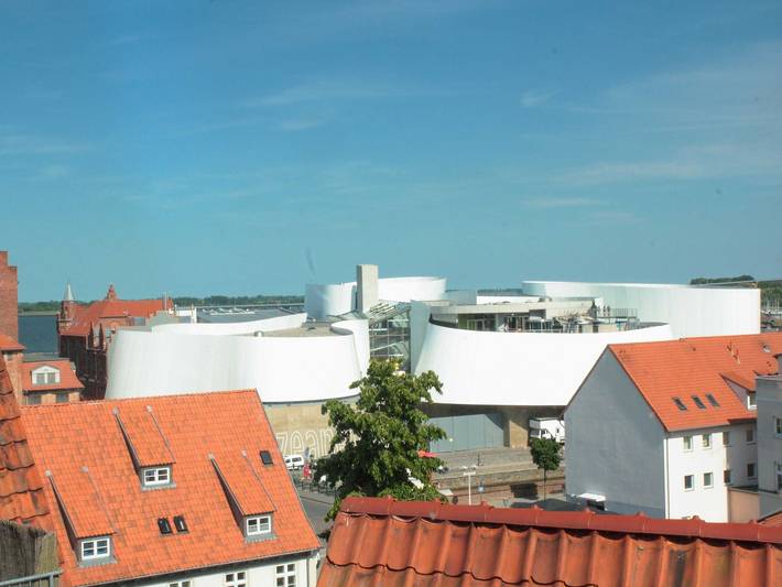 Pension Hafenblick - Einzelzimmer in Ozeaneum Stralsund, Stralsund