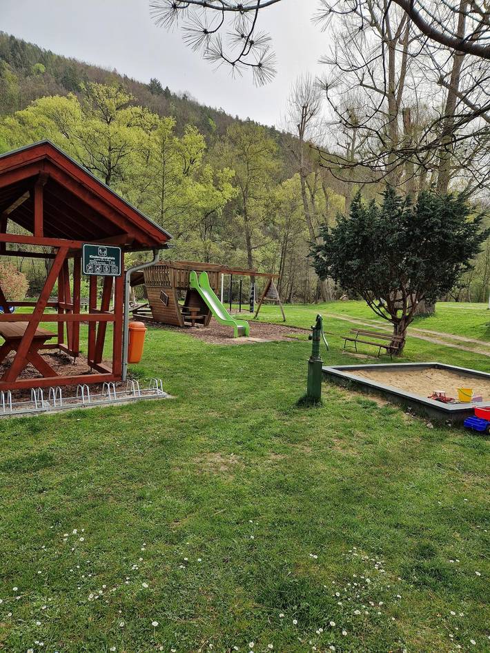 Ferienwohnung für 6 Personen, mit Balkon in Saalfeld/Saale - 4