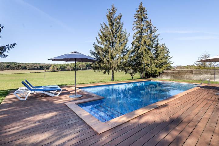 Casa rural para 9 personas, con Jardín y Vistas al lago