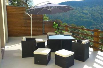 Gîte pour 8 personnes, avec terrasse à Bordères-Louron