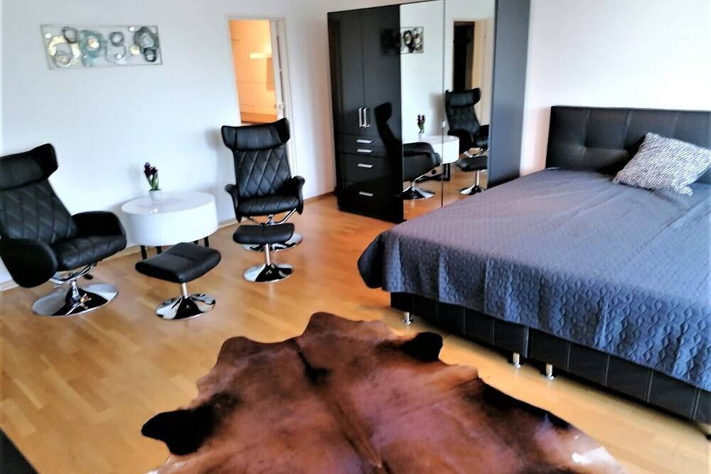 Ganze Wohnung, Apartment Heidelberg mit Balkon und toller Aussicht in Boxberg, Heidelberg