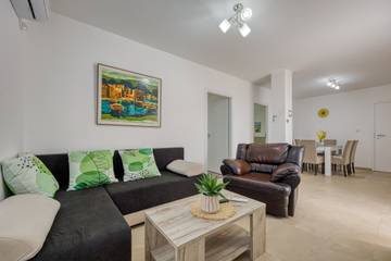 Ferienwohnung für 4 Personen in Lošinj, Kvarner Inseln, Bild 1