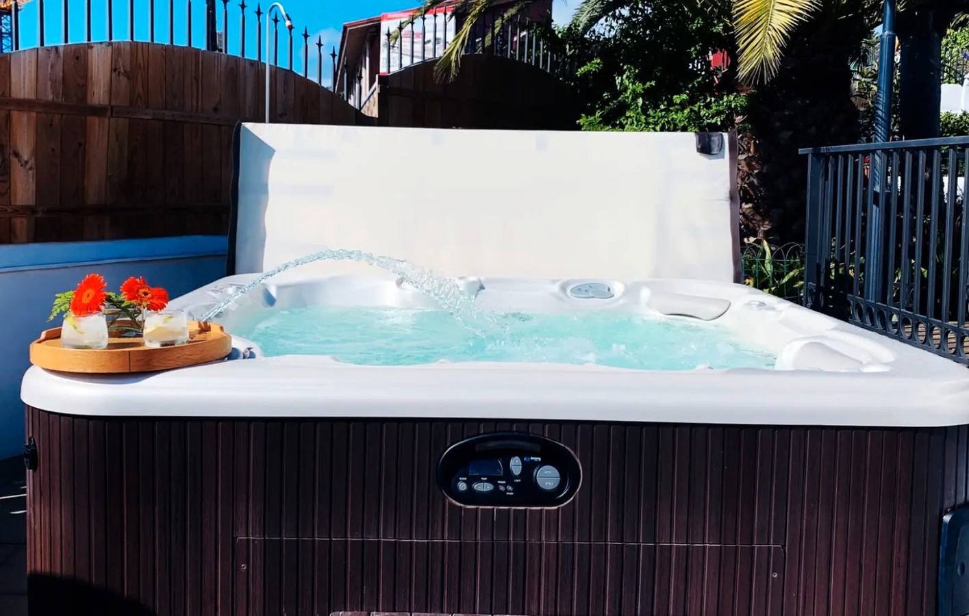 Apartamento entero, Apartamento Vacacional 'Casa Rural Agua Blanca 2' con Vista al Mar, Terraza Compartida y Wi-Fi in La Matanza de Acentejo, Tenerife Norte