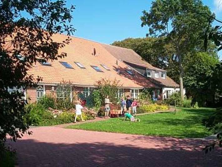 Bauernhof für 3 Personen, mit Terrasse und Garten in Neuharlingersiel