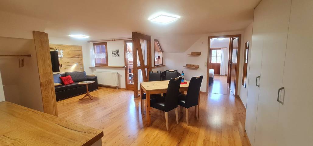 Ferienwohnung für 2 Personen, mit Balkon und Terrasse sowie Garten und Ausblick in Fröhnd - 2