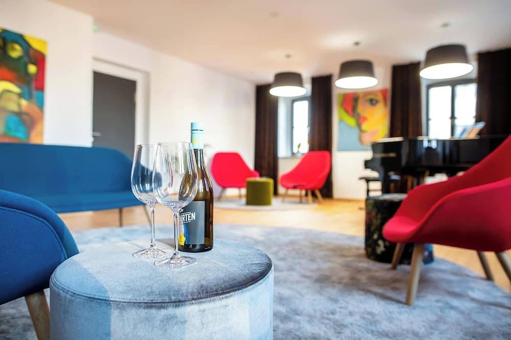 Ganze Wohnung, Modernes Appartement 6 (22qm) im Coworking Space Nordhalben in Nordhalben, Frankenwald