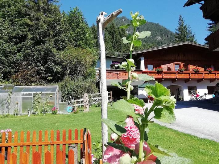 Ferienwohnung für 2 Personen, mit Balkon und Seeblick in Eben am Achensee