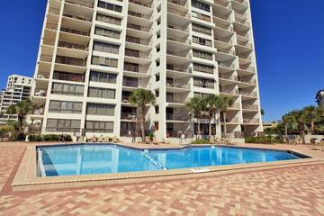 Beach Rental for 6 Guests in Four Mile Village, Miramar Beach, Picture 1