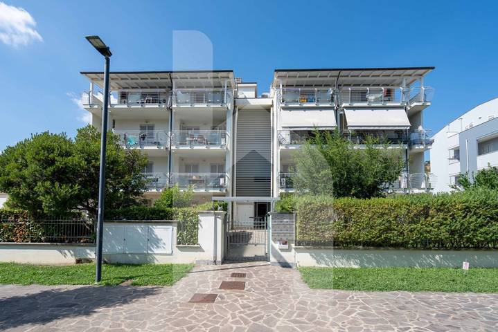 Appartamento per 6 persone, con giardino, con animali domestici in Pineto