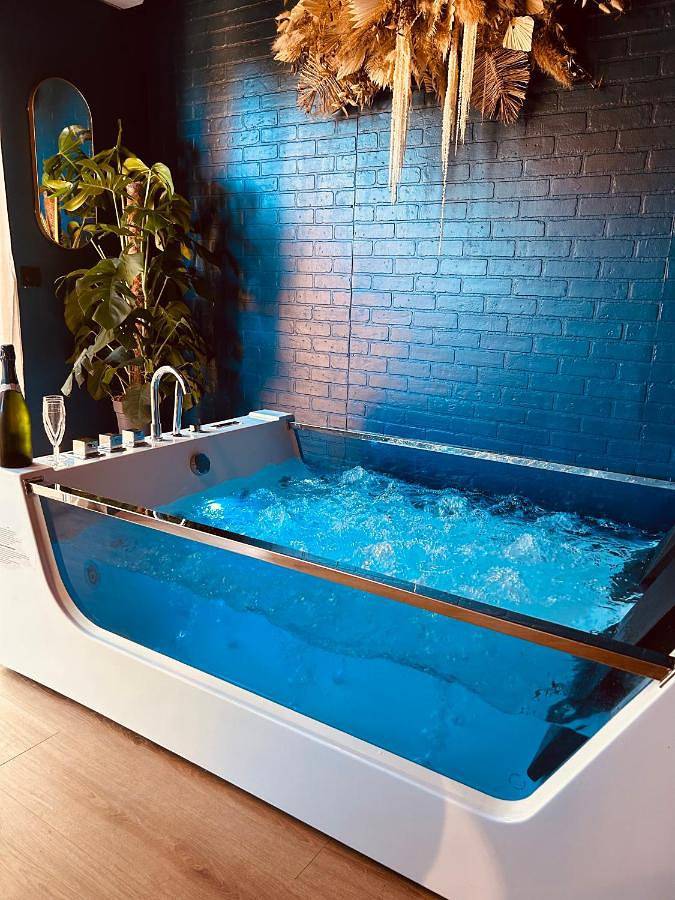 Appartement de vacances pour 2 personnes, avec jacuzzi et terrasse, animaux acceptés