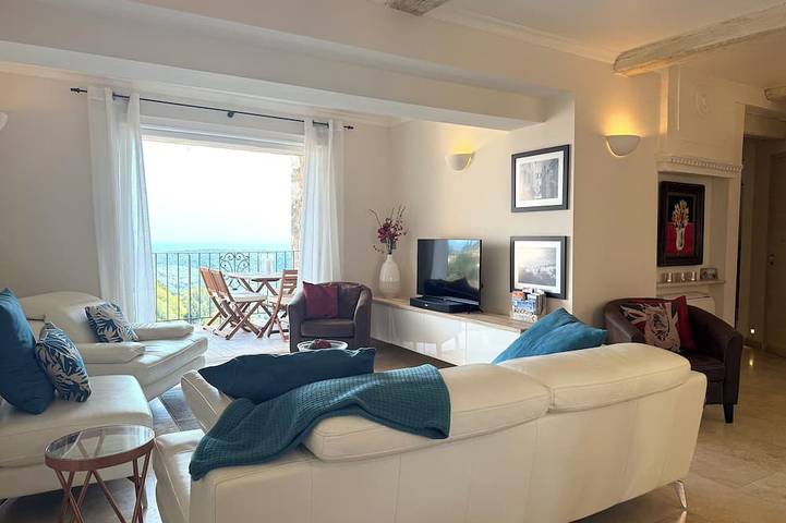 Fully air-conditioned 4-star luxury village house in Tourrettes-sur-Loup, Costa mediterránea (Francia)