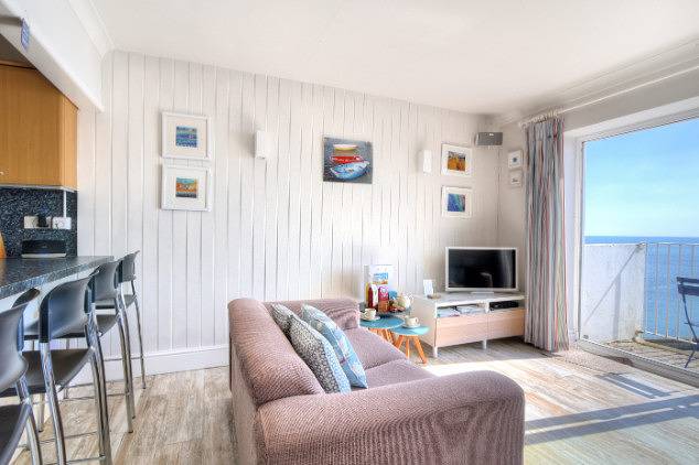 Entire apartment, 9 Bay View Court in Lyme Regis, Dorset