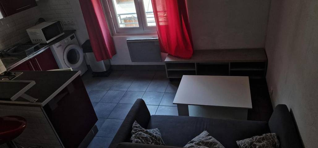 Gîte pour 3 personnes, avec terrasse à Cruscades - 4