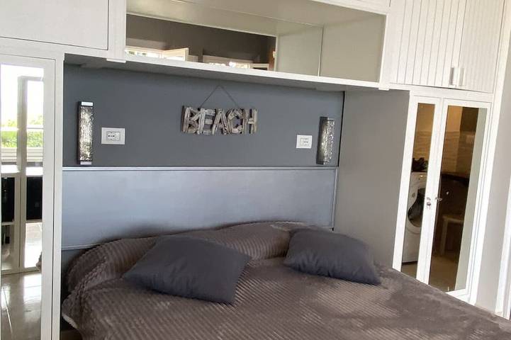 Ganze Wohnung, Großes Studio mit Meerblick in Spiaggia Seccione, Portoferraio