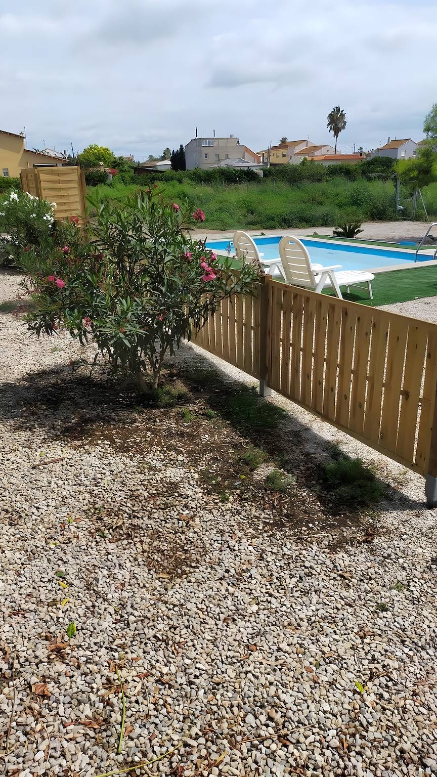 Studio entier, Appartement studio 'Estudio La Cochera' avec piscine partagée, Wi-Fi et climatisation. in La Cava, Terres de l'Èbre