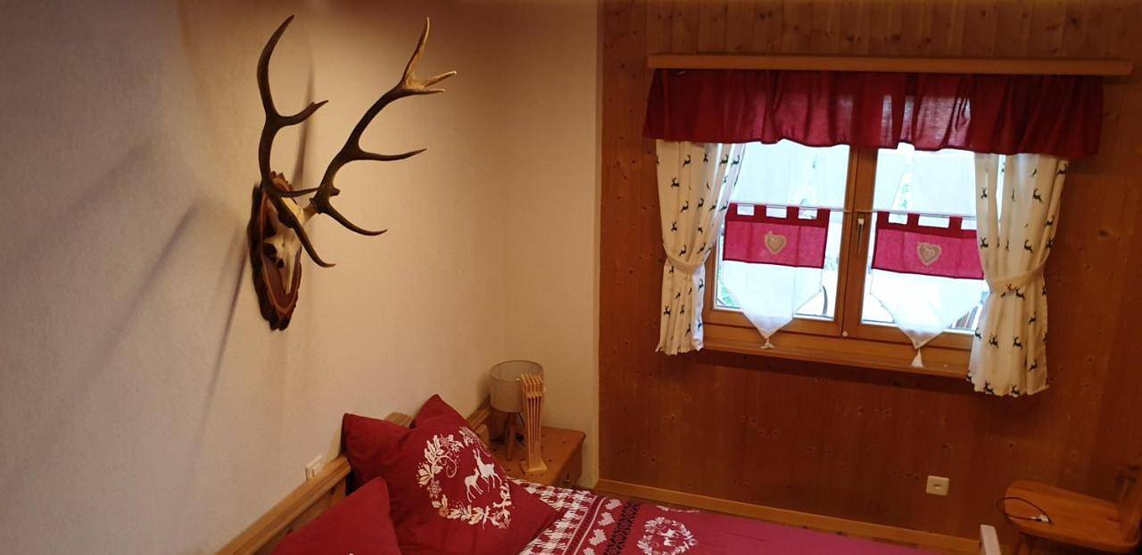 Ferienhaus & Ferienwohnung Wiñay Wayna Gotschna Blick Klosters in Klosters-Serneus, Plessur Alpen