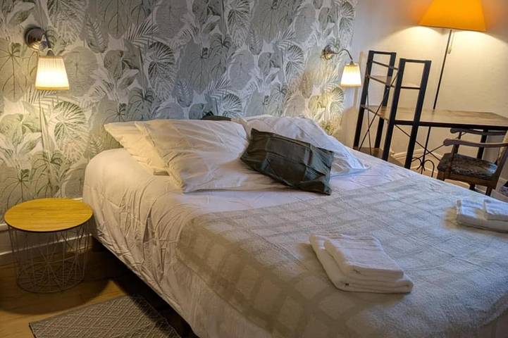 Gîte pour 6 personnes, avec jardin, animaux acceptés dans Tenay - 2