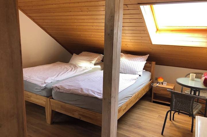 Ferienwohnung für 5 Personen, mit Pool und Balkon sowie Garten in Tauberbischofsheim - 2