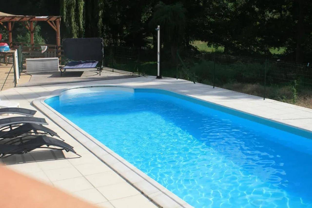 Charmante maison avec piscine à Chalandray, 25 m² in Chalandray, Vienne (France)