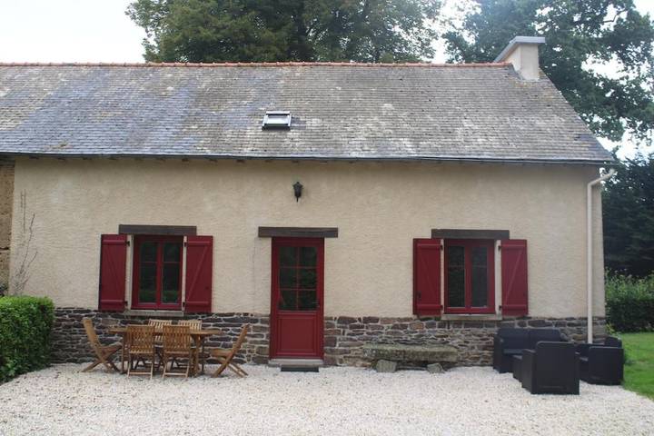 Location de vacances pour 6 personnes, avec jardin ainsi que terrasse et vue à Saint-Onen-la-Chapelle