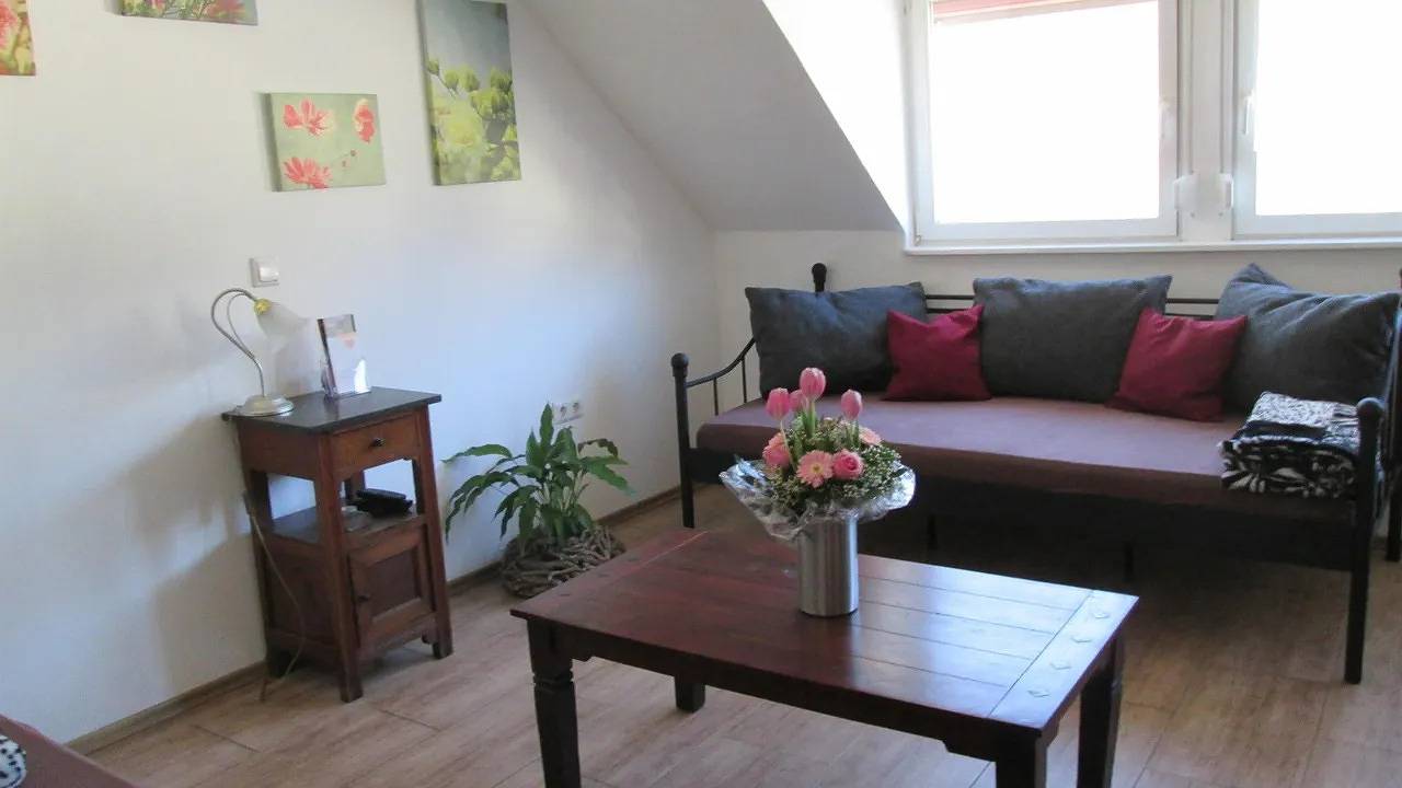Ganze Ferienwohnung, Ferienwohnung für 2 Personen (45 m²) in Neumagen-Dhron in Neumagen-Dhron, Bernkastel-Kues & Umgebung