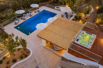 Villa in Santa Eulària des Riu, East Ibiza für 10 