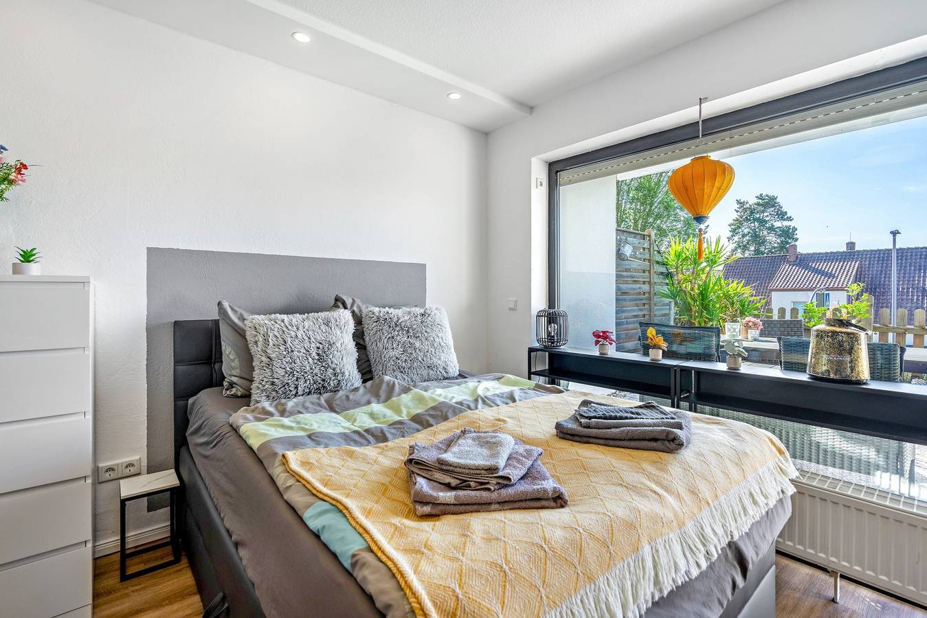 Ganze Wohnung, Apartment „Where Business and Relaxing Meet“ mit Terrasse, Garten & Wlan in Bad Salzuflen, Kreis Lippe