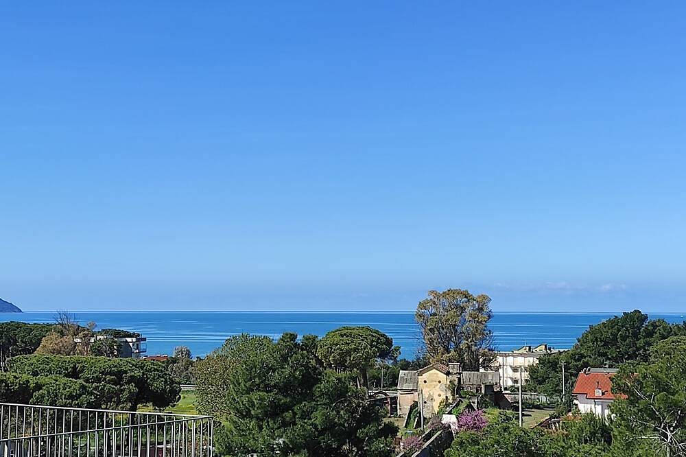 Ganze Wohnung, Ideal vacation home for families or couples 300 meters from the beach of Paestum in Licinella - Torre di Paestum, Cilento
