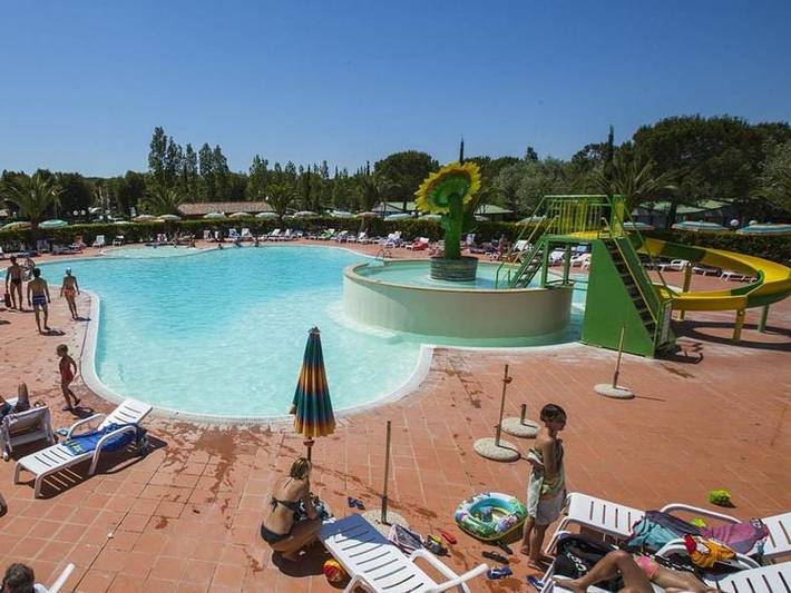 Camping für 7 Personen, mit Sauna und Kinderpool in Bibbona