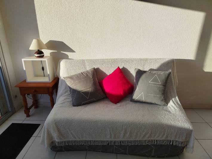 Entire holiday apartment, Walking distance to the beach for this air-conditioned flat - sleeps 4 -4Plage9 in Saint-Cyprien-Plage, Saint-Cyprien