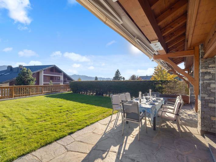 Vacation rental for 8 people, with garden, with pets in Montana (Switzerland)