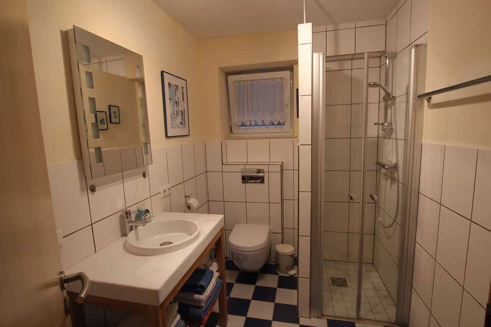 Ganze Wohnung, Ruhige,zentral gelegene Fewo zwischen Bodensee und Alpen in Eglofs, Argenbühl