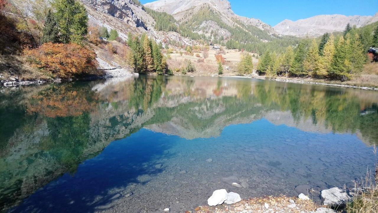 Double Room with Mountain View in Entraunes, Région de Nice