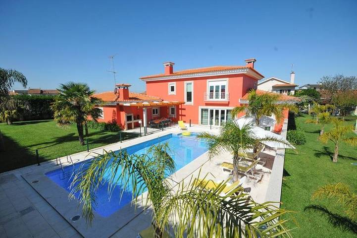 Villa pour 10 personnes, avec jardin et terrasse - 1