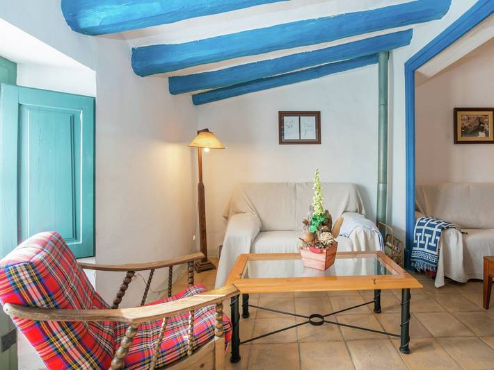 Casa rural para 6 personas, con jardín y terraza, Se admiten mascotas en Alt Penedès - 2