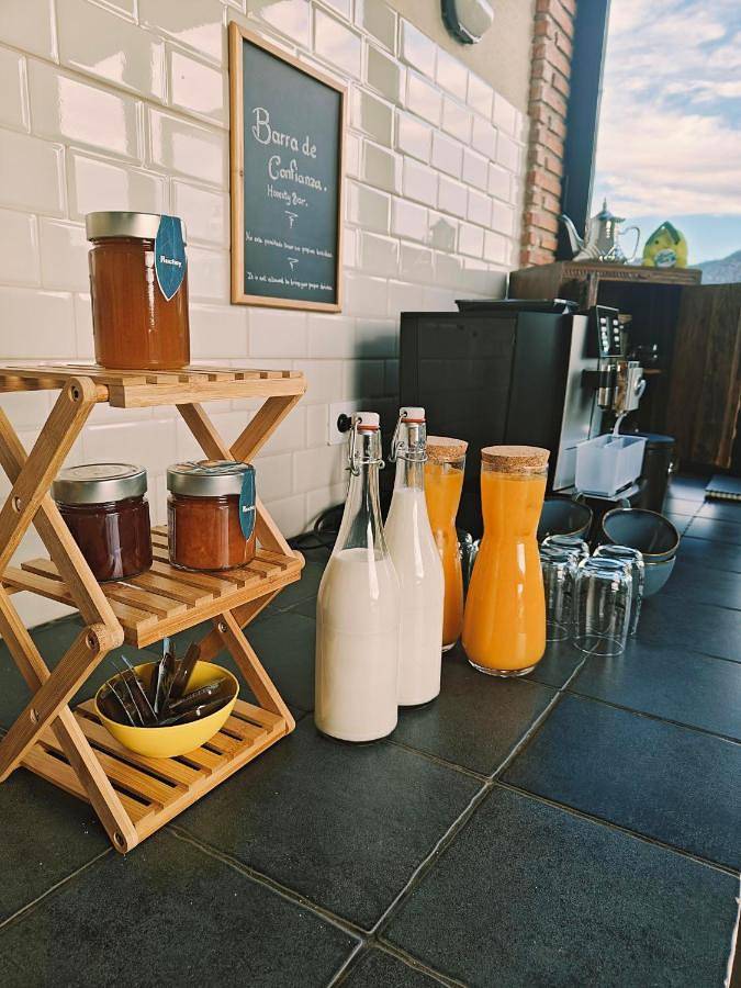 Gîte pour 4 personnes, avec jardin ainsi que piscine et vue, animaux acceptés à Bolulla - 3