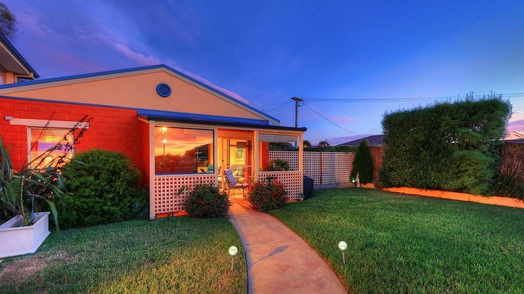 Ganze Wohnung, Alice neben dem Meer - Studio-Apartment. in Devonport (Tasmanien), Tasmanien