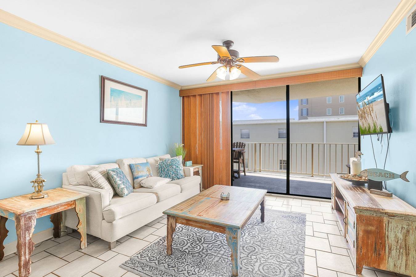Entire apartment, Gulf Village 214- Close to the Hangout beachfront in Gulf Shores, Mobile Bay