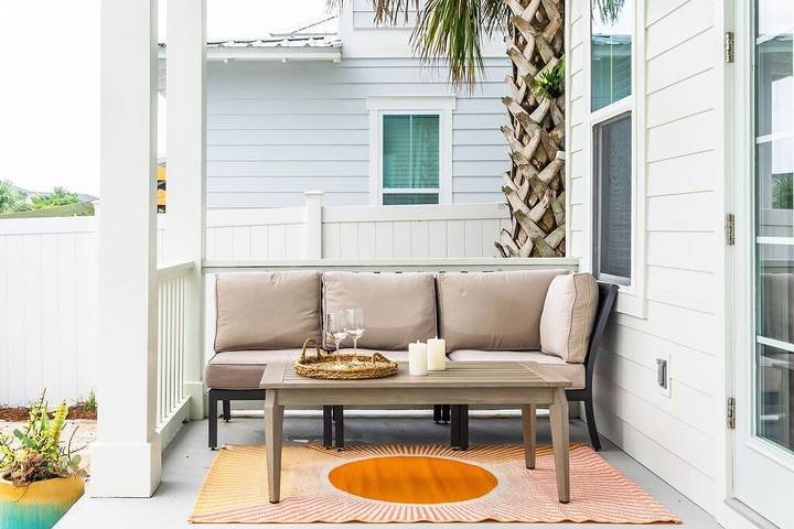 Vacation home for 10 people, with hot tub and yard in Panama City Beach