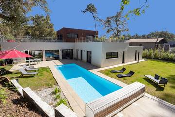 Gîte pour 8 personnes, avec jardin et piscine dans Lac d'Hossegor