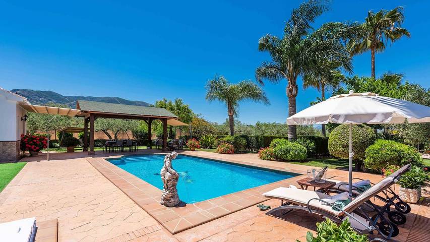 Chalet para 10 personas, con balcón/terraza y piscina - 1