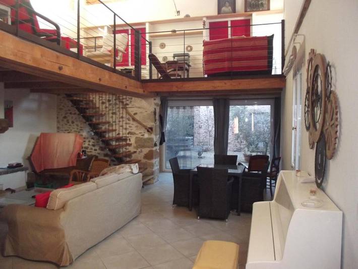 Location de vacances pour 5 personnes, avec terrasse à Montlaur (Midi-Pyrénées)