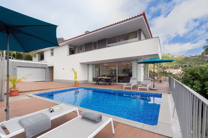 Villa für 8 Personen, mit Balkon und Pool auf Madeira