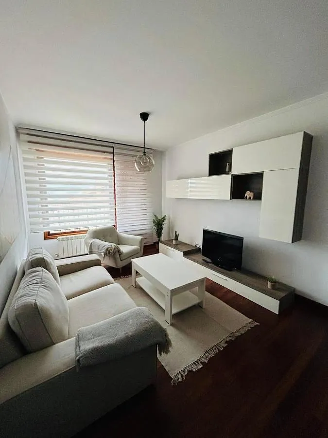 Ferienwohnung für 4 Personen, mit Terrasse und Ausblick - 1