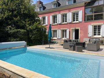Location de vacances pour 20 personnes, avec jardin et piscine à Criquetot-l'Esneval