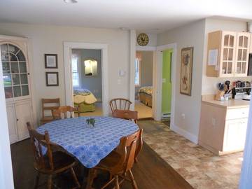 Lake House for 4 Guests in Connecticut, USA, Picture 2