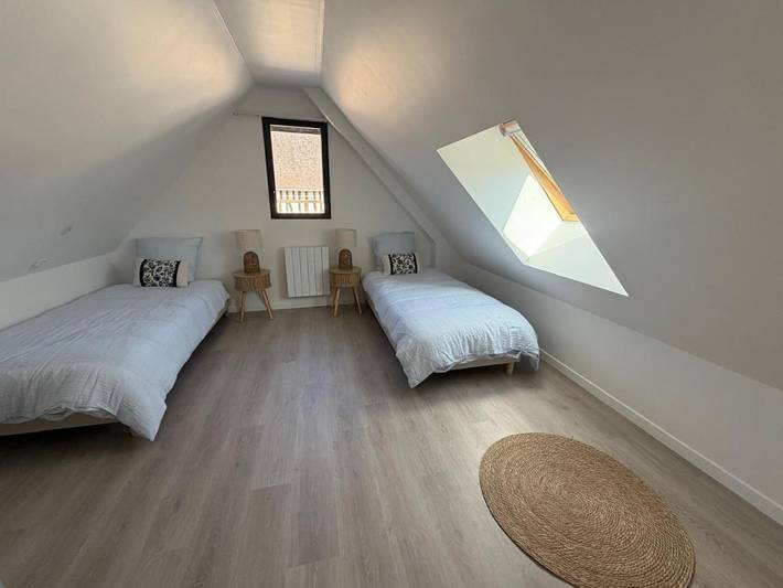 Location de vacances pour 6 personnes, avec terrasse à Pont-de-l'Arche - 2