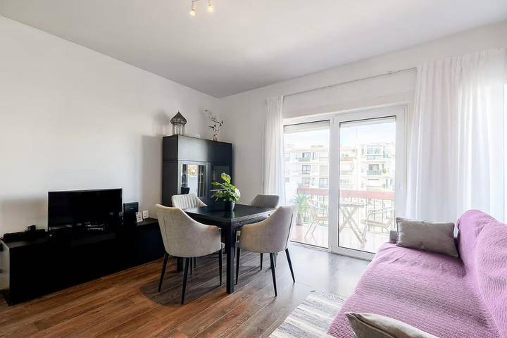 Apartamento para 3 personas, con vistas y balcón en Alcabideche